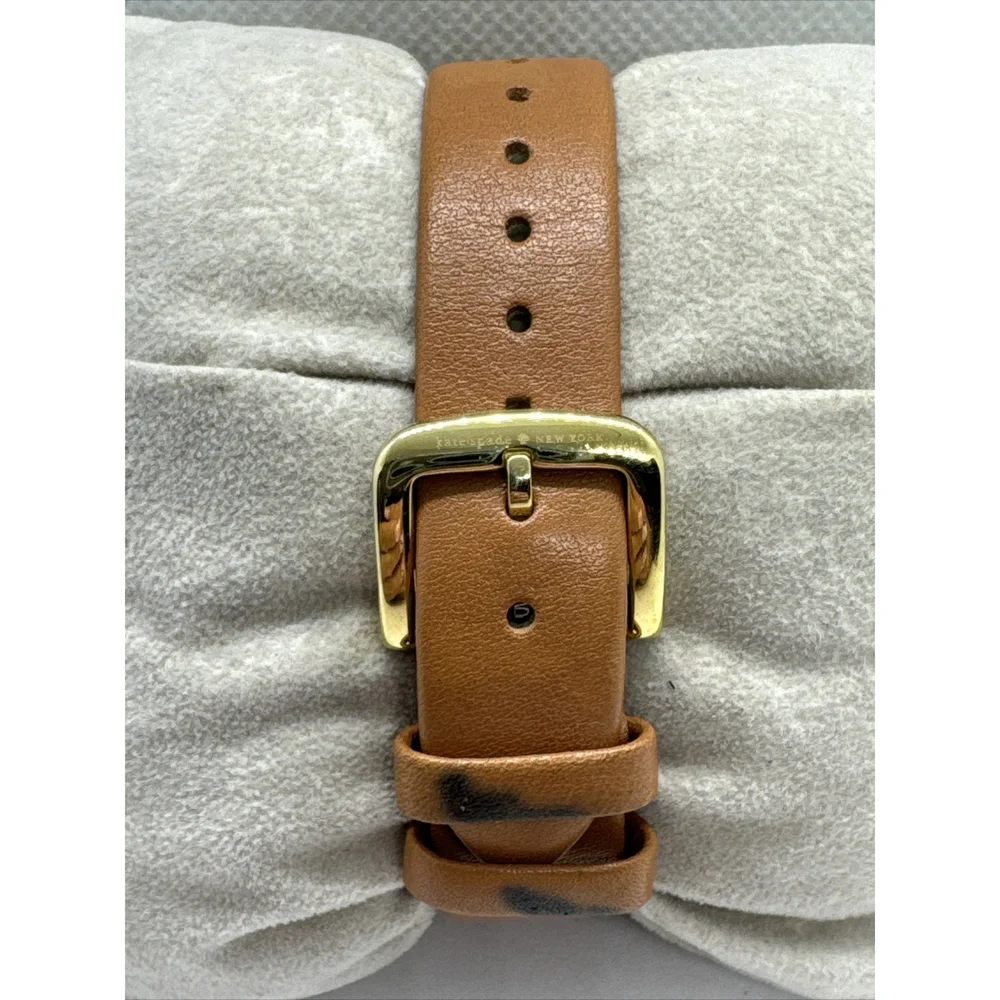 Kate Spade New York 0783 Women's Brown Leather Analog Dial Quartz Watch AEA424